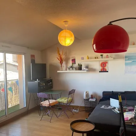Au Centre De Apartman *